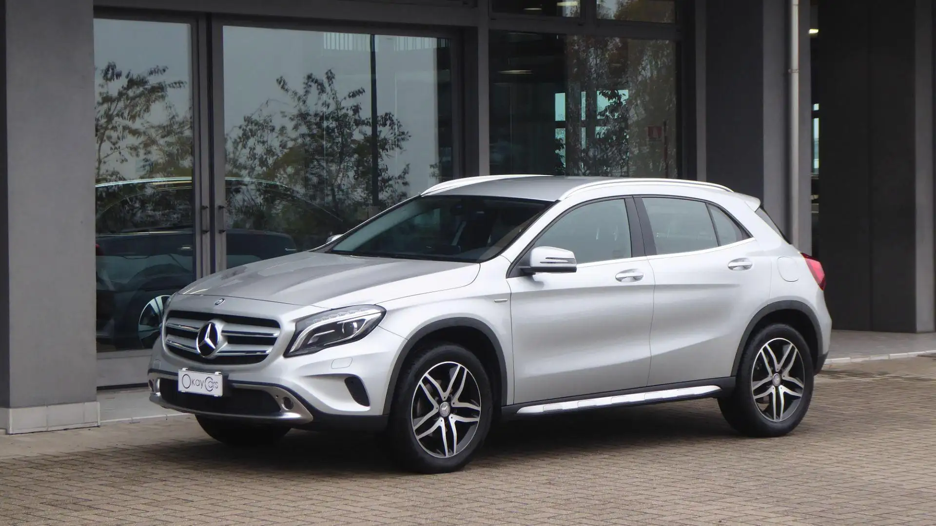 Mercedes-Benz GLA 200 d Automatic Enduro Activity Zilver - 1