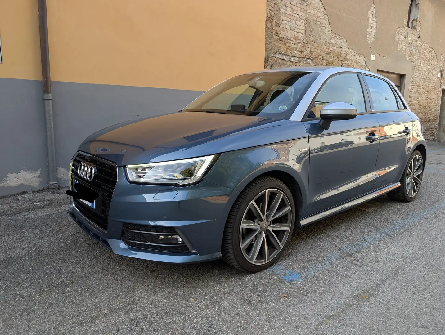 Audi A1 A1 Sportback 1.4 tdi Sport s-tronic Blu/Azzurro - 1