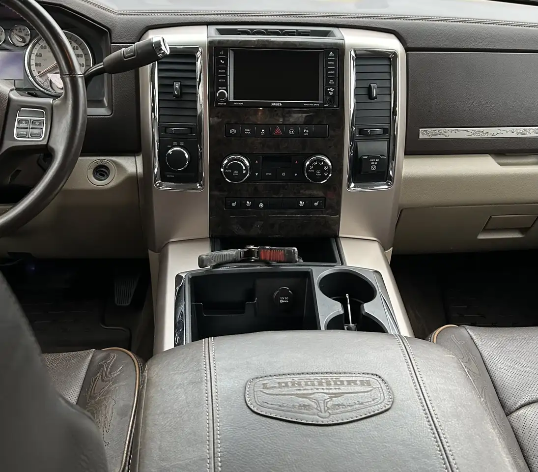 RAM 3500 снимка RAM 3500