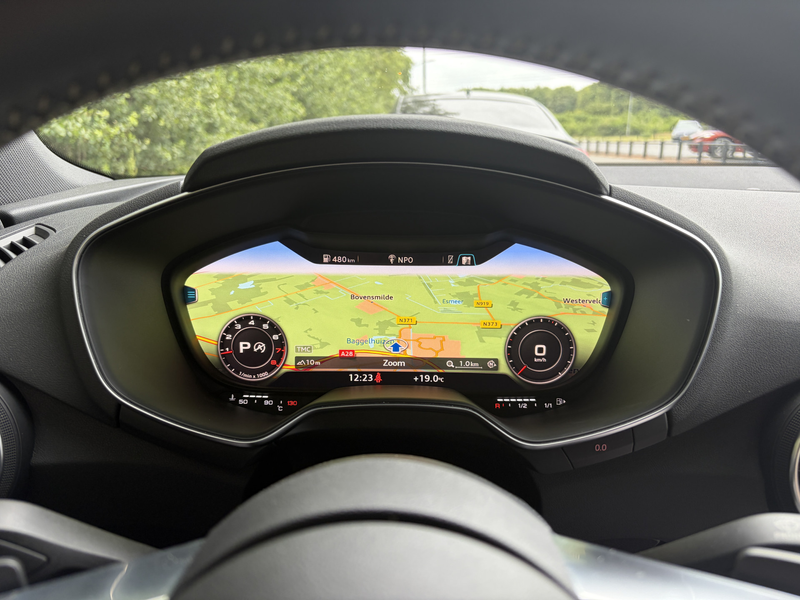 Audi TT 2.0 TFSI quattro Pro Line + — photo 15