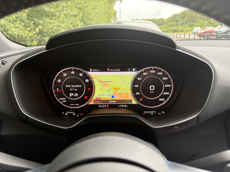 Audi TT 2.0 TFSI quattro Pro Line + — photo 38