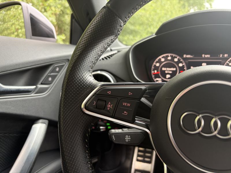 Audi TT 2.0 TFSI quattro Pro Line + — photo 42