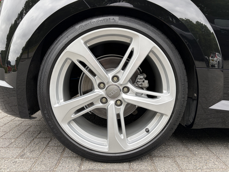 Audi TT 2.0 TFSI quattro Pro Line + — photo 35
