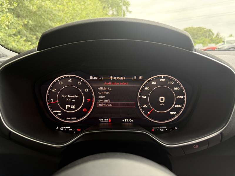 Audi TT 2.0 TFSI quattro Pro Line + — photo 37