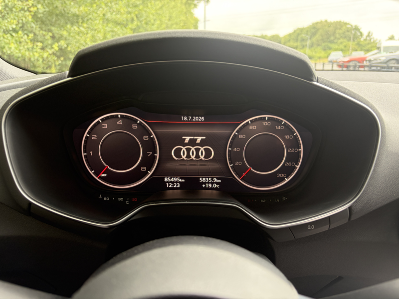 Audi TT 2.0 TFSI quattro Pro Line + — photo 39