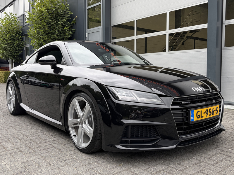 Audi TT 2.0 TFSI quattro Pro Line + — photo 29