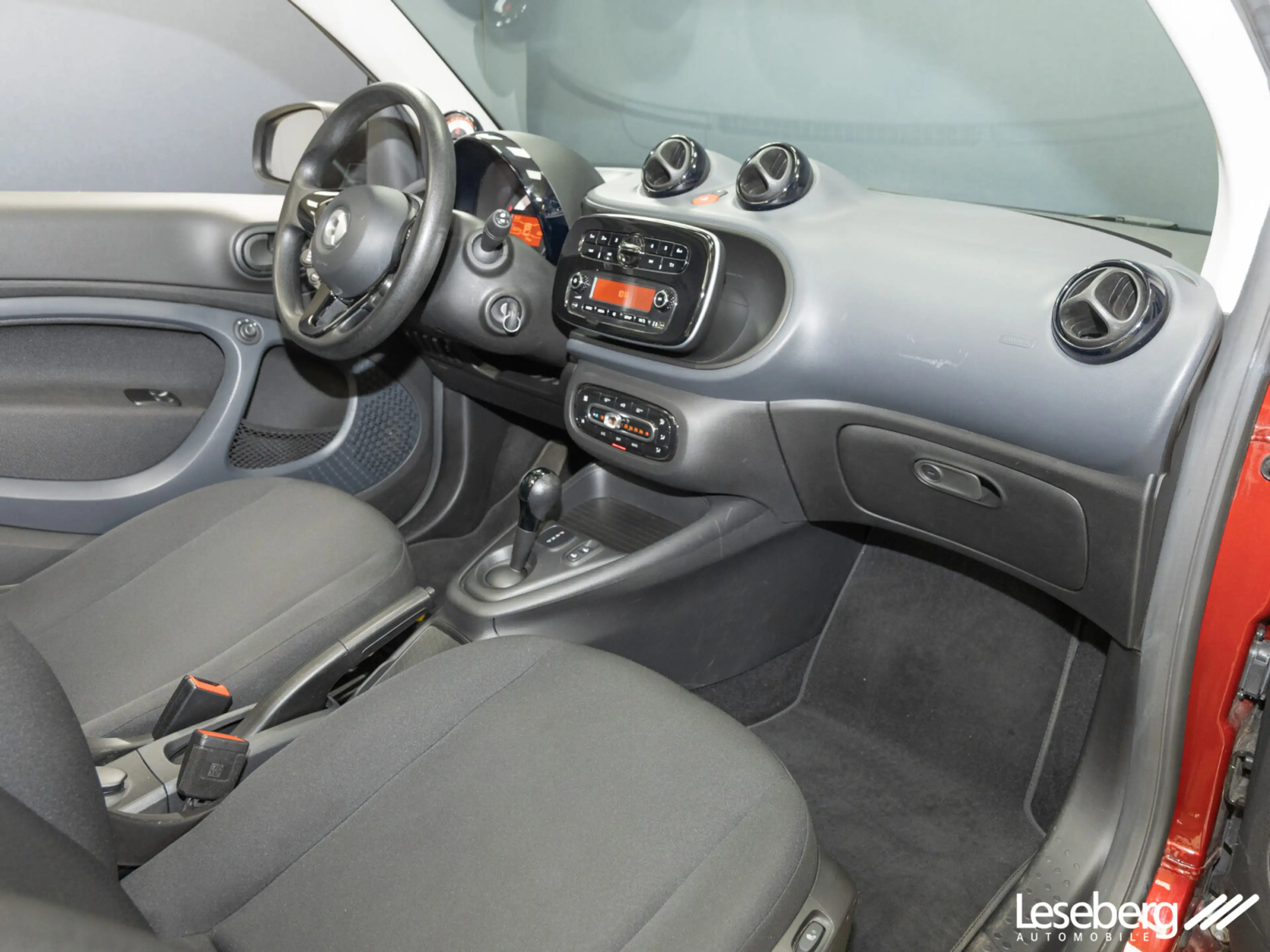 smart forTwo ForTwo Cabriolet EQ Pure 22kW/Tempo/Shz/Klimaaut — photo 13