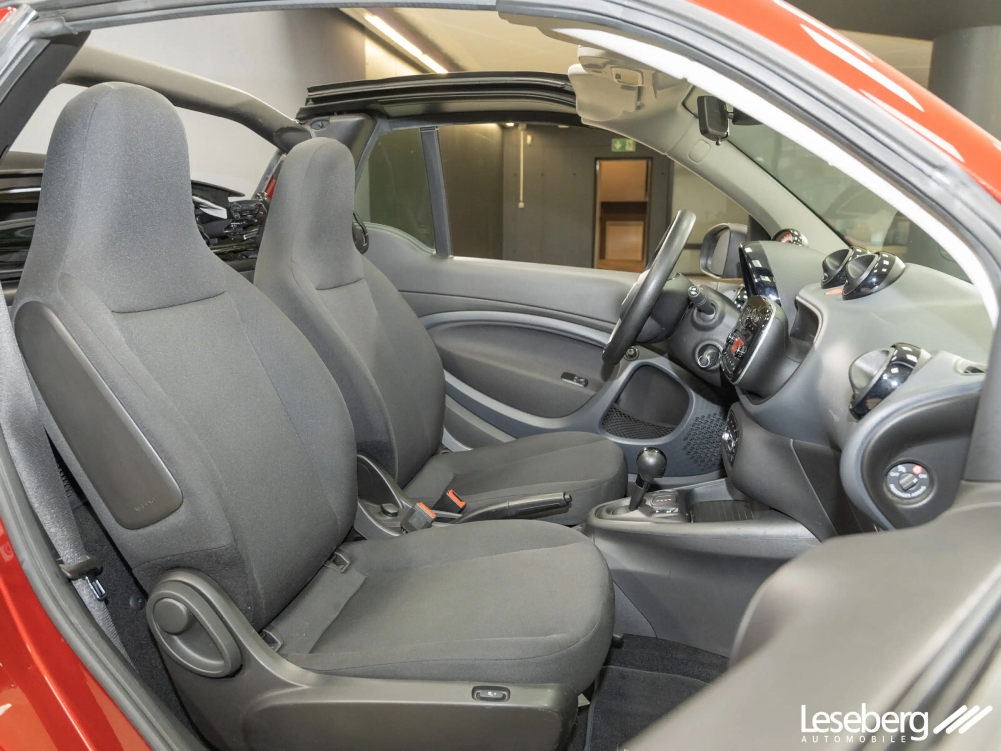 smart forTwo ForTwo Cabriolet EQ Pure 22kW/Tempo/Shz/Klimaaut — photo 12