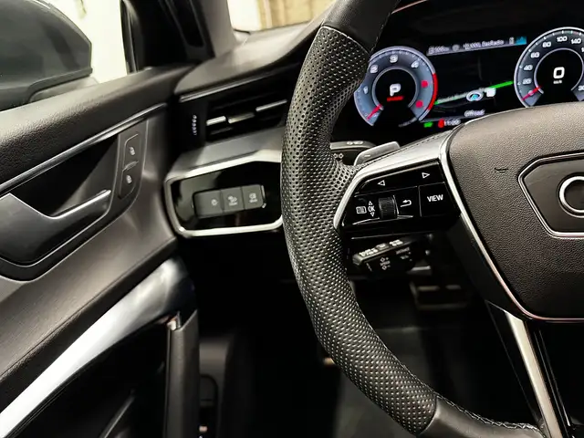 Audi A6 Avant 40 TDI quattro 2xS-line S-tronic / MATRIX... Ansicht 16