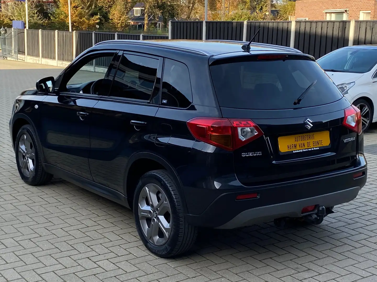 Suzuki Vitara 1.6 Exclusive 120 pk automaat NAVI CRUISE CLIMA LE Zwart - 2