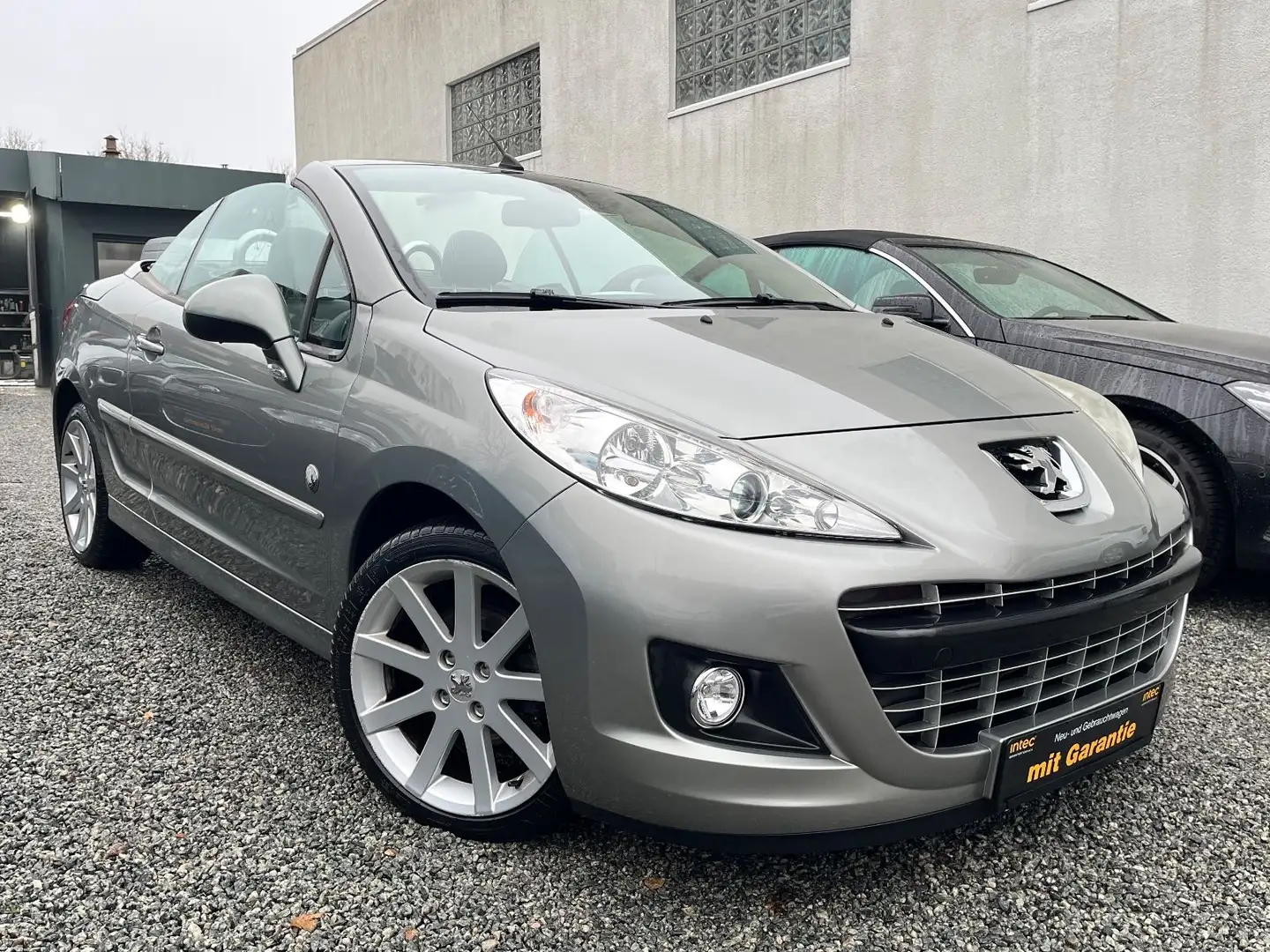 Peugeot 207 CC Cabrio-Coupe Roland Garros Grau - 2