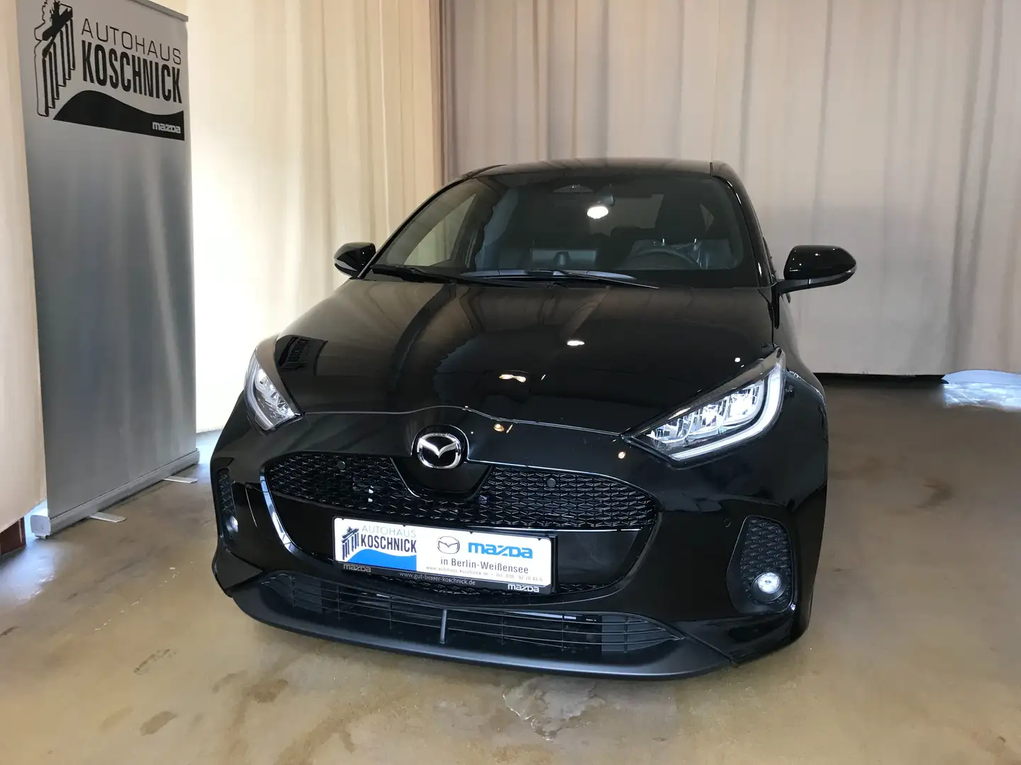 Mazda 2 Hybrid 1.5L VVT-i 116 e-CVT FWD HOMURA PLUS Schwarz - 2