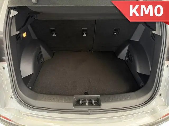 DR Automobiles DR5.0 view 15