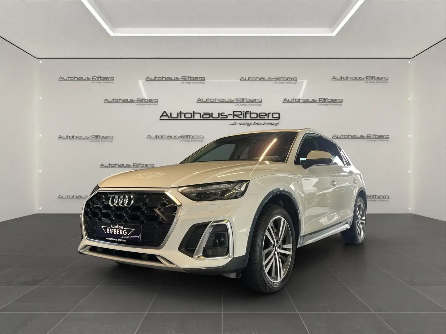 Audi Q5 40 TDI Quattro S line S-tr. AHK/VirtualCo/20Z Blanc - 1