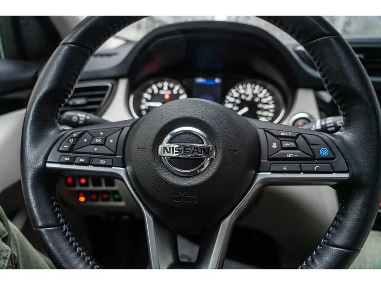 Nissan Qashqai снимка Nissan Qashqai