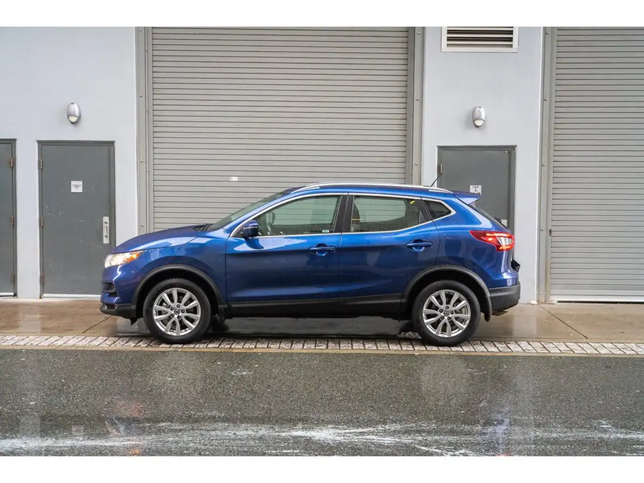 Nissan Qashqai снимка Nissan Qashqai