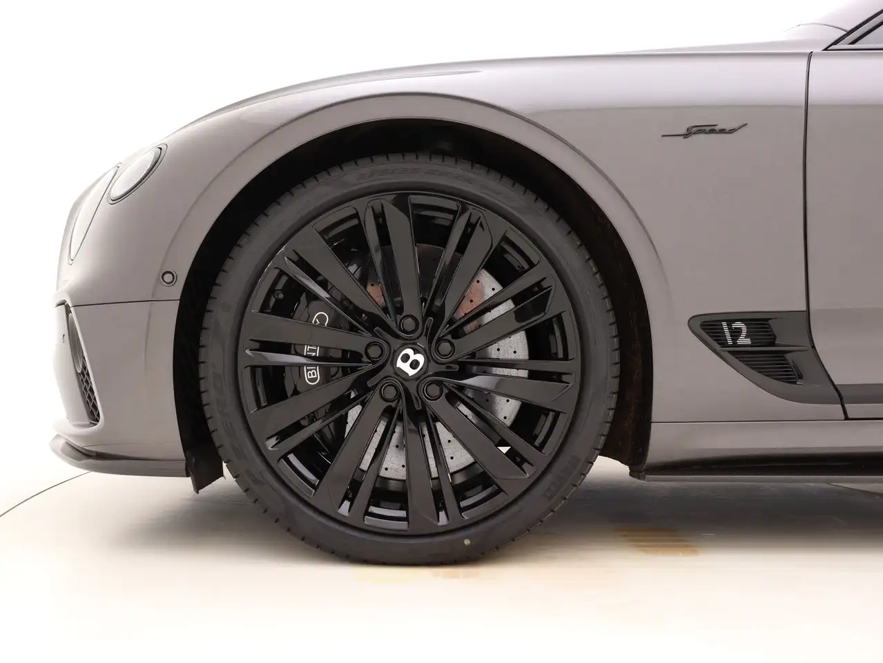 Bentley Continental GT 2023 — фото 15