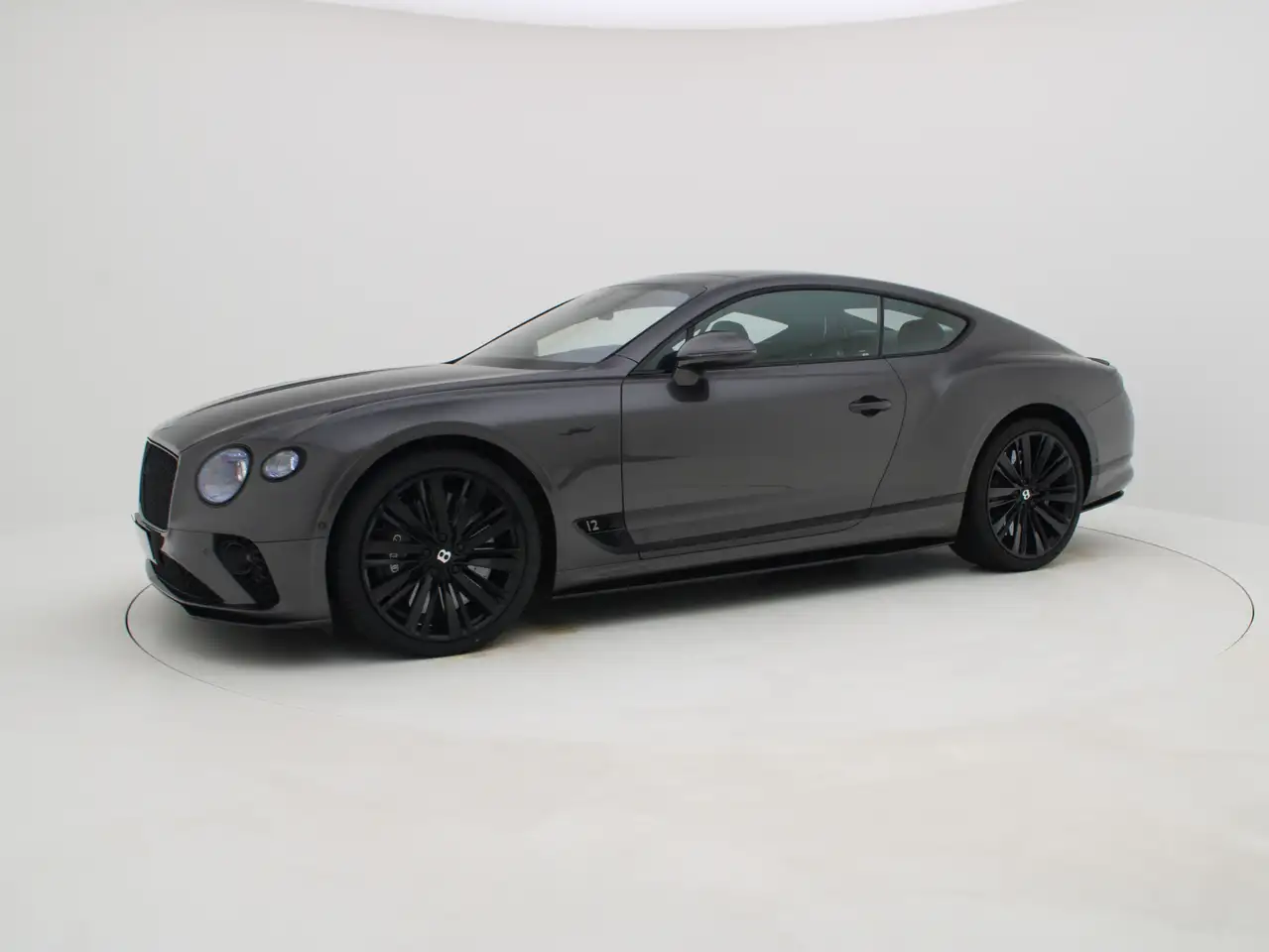 Bentley Continental GT 2023 — фото 9