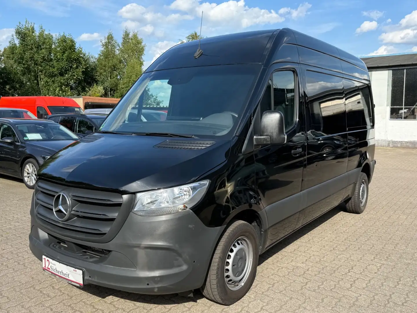Mercedes-Benz Sprinter Kasten 314 CDI L2H2/1H/AHK/R-Cam/Klima Zwart - 1