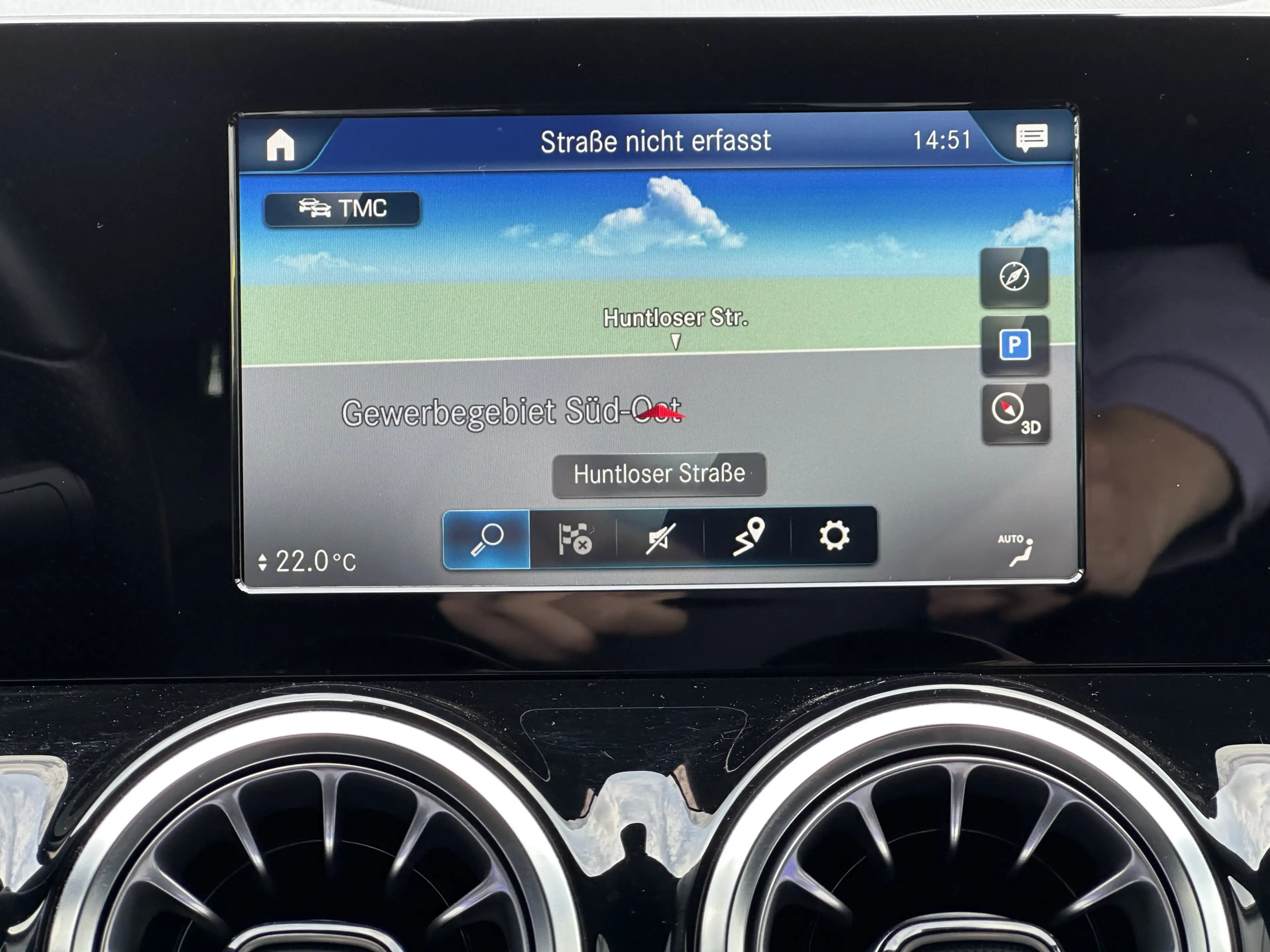Mercedes-Benz GLA 220 4Matic AMG-Line NAV+LED+KAMERA+PANORAMA — photo 16