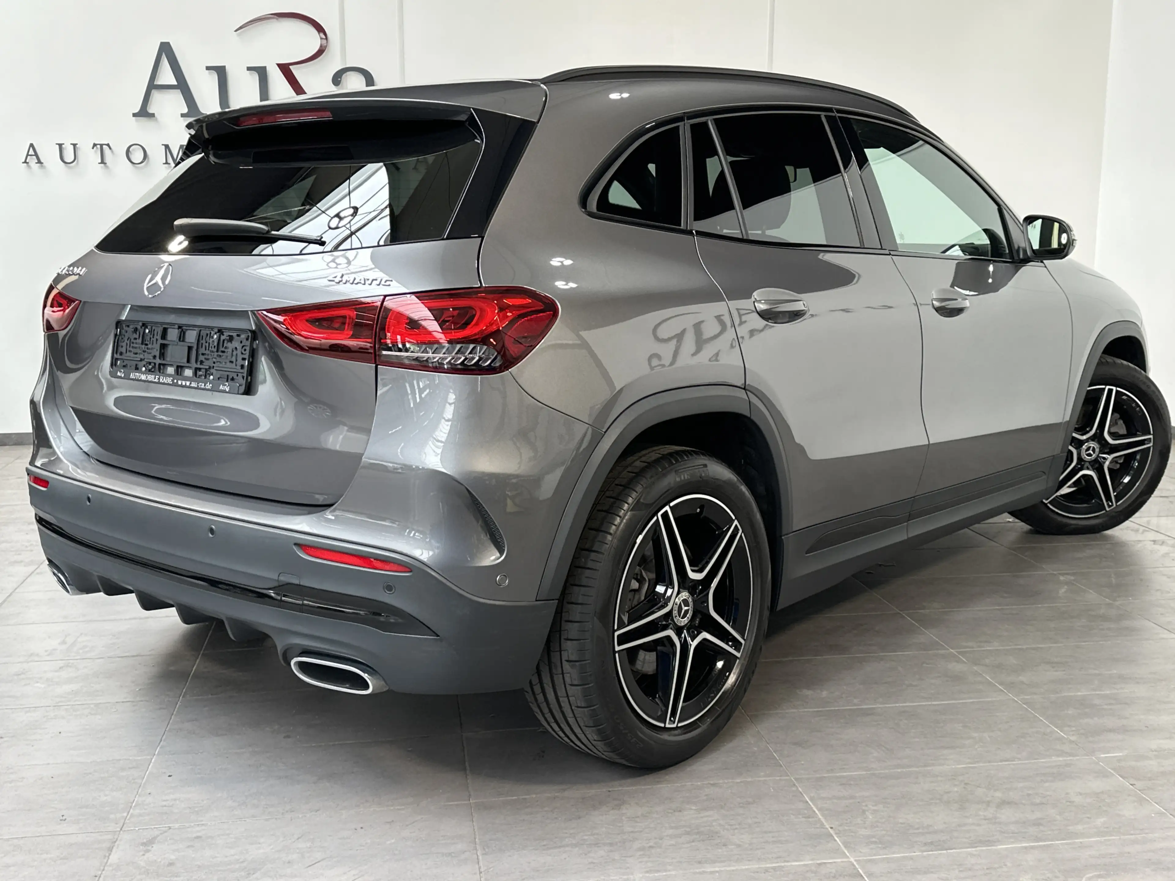 Mercedes-Benz GLA 220 4Matic AMG-Line NAV+LED+KAMERA+PANORAMA — photo 4
