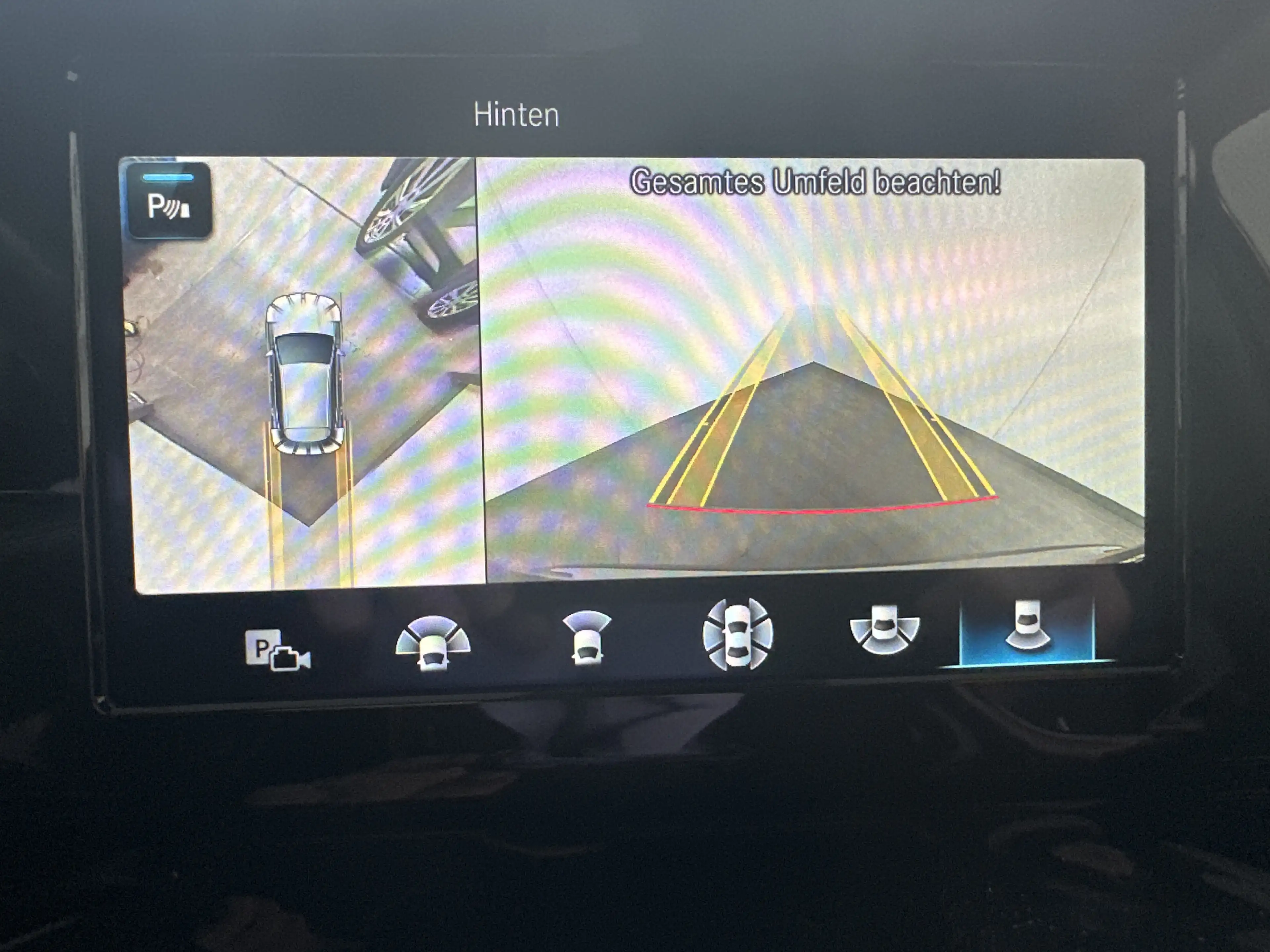 Mercedes-Benz GLA 220 4Matic AMG-Line NAV+LED+KAMERA+PANORAMA — photo 9