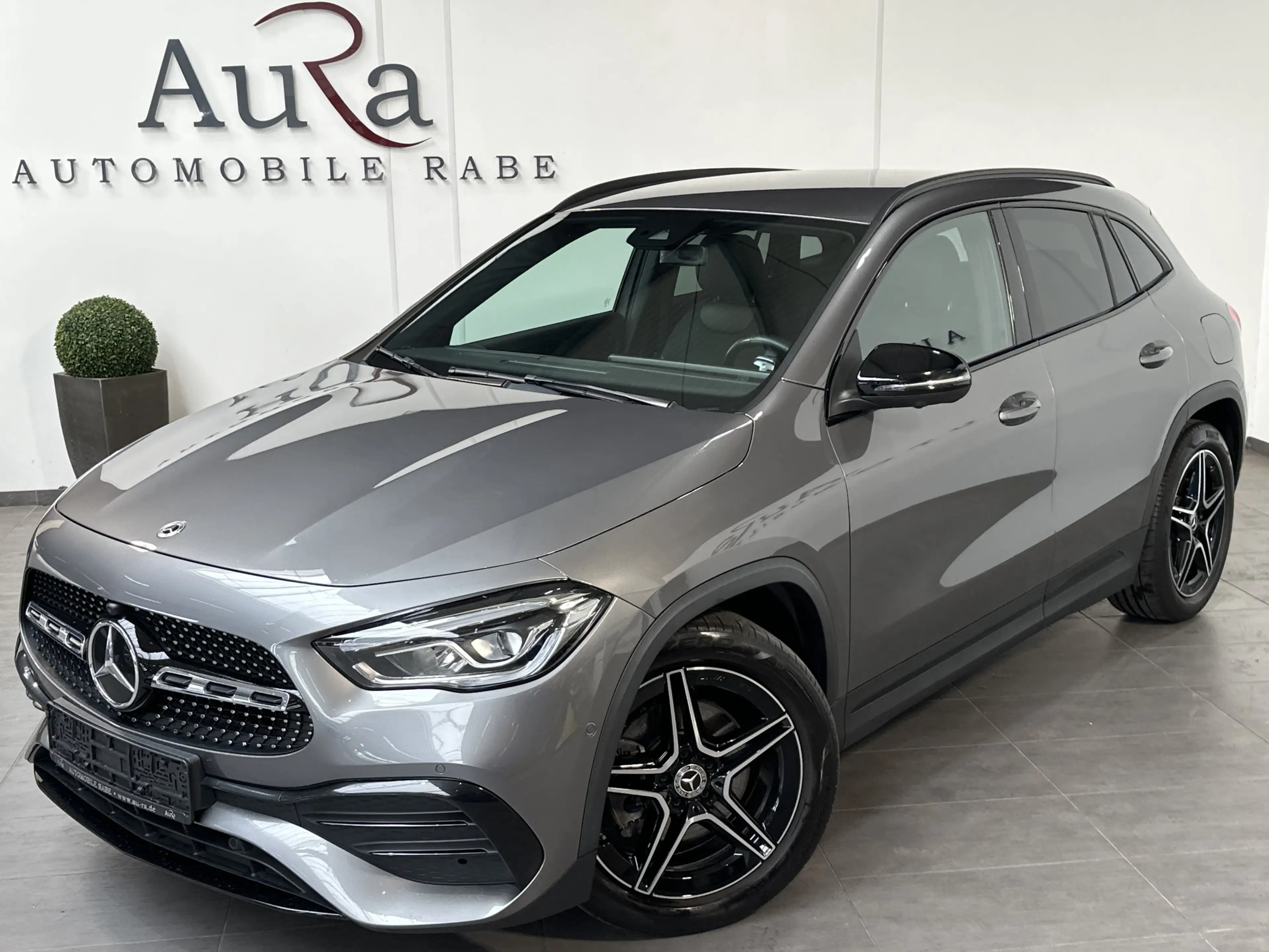Mercedes-Benz GLA 220 4Matic AMG-Line NAV+LED+KAMERA+PANORAMA — photo 2