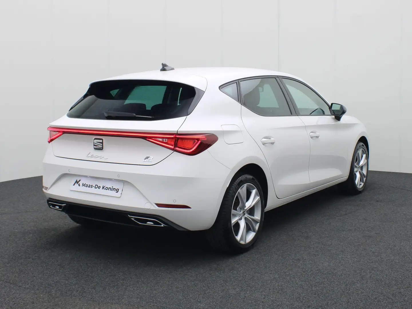 SEAT Leon 1.4 TSIeHybrid 150kW/204PK PHEV FR DSG · Navigatie Blanc - 2