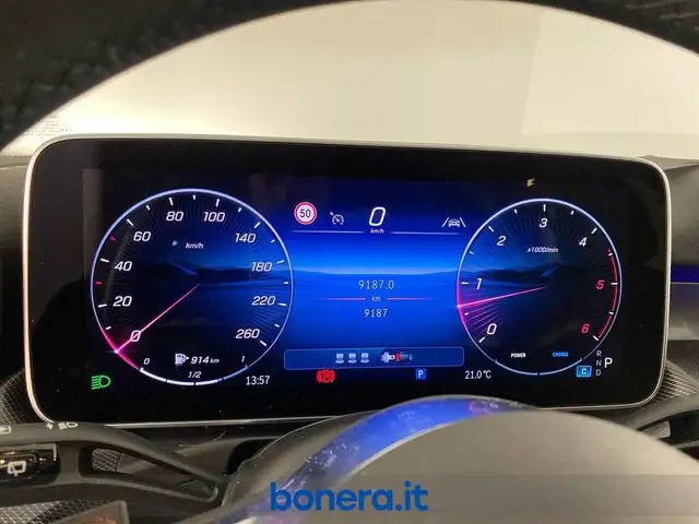 Mercedes-Benz C-Class view 14