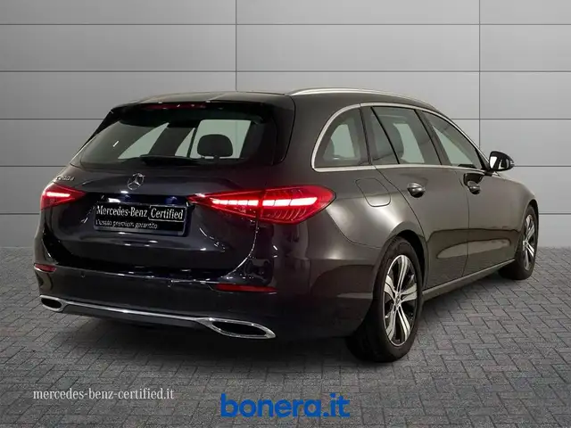 Mercedes-Benz C-Class view 3