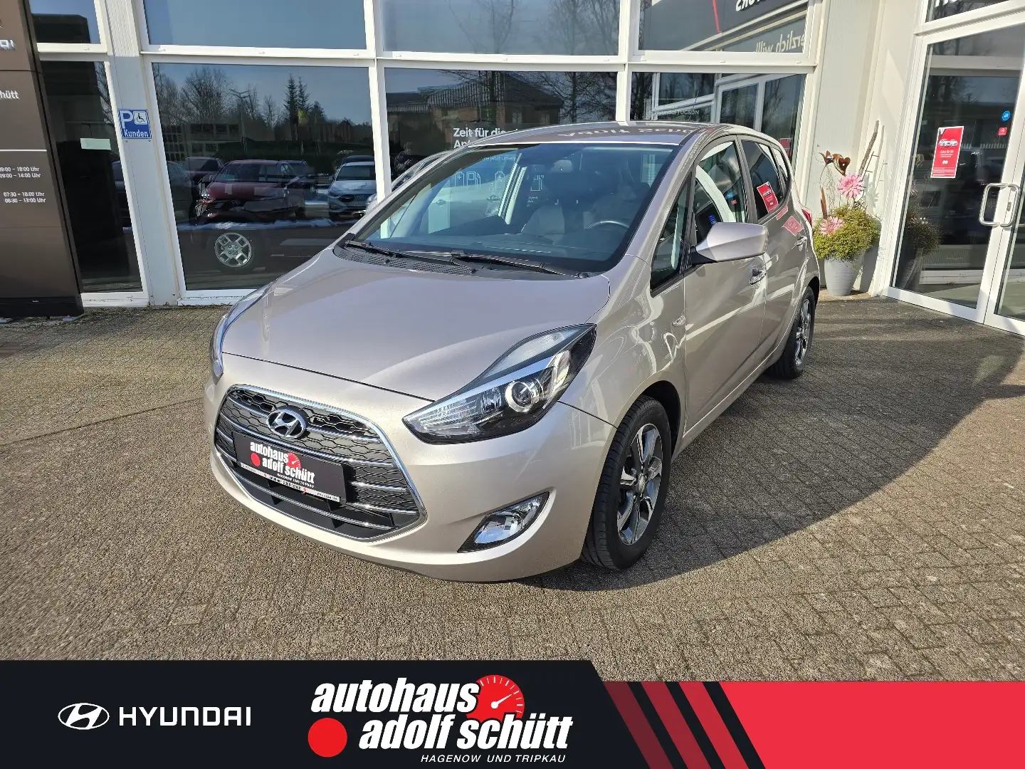 Hyundai iX20 1.6 Trend*AT*Tempomat*KA*SH*Radio/CD/USB* Beige - 1
