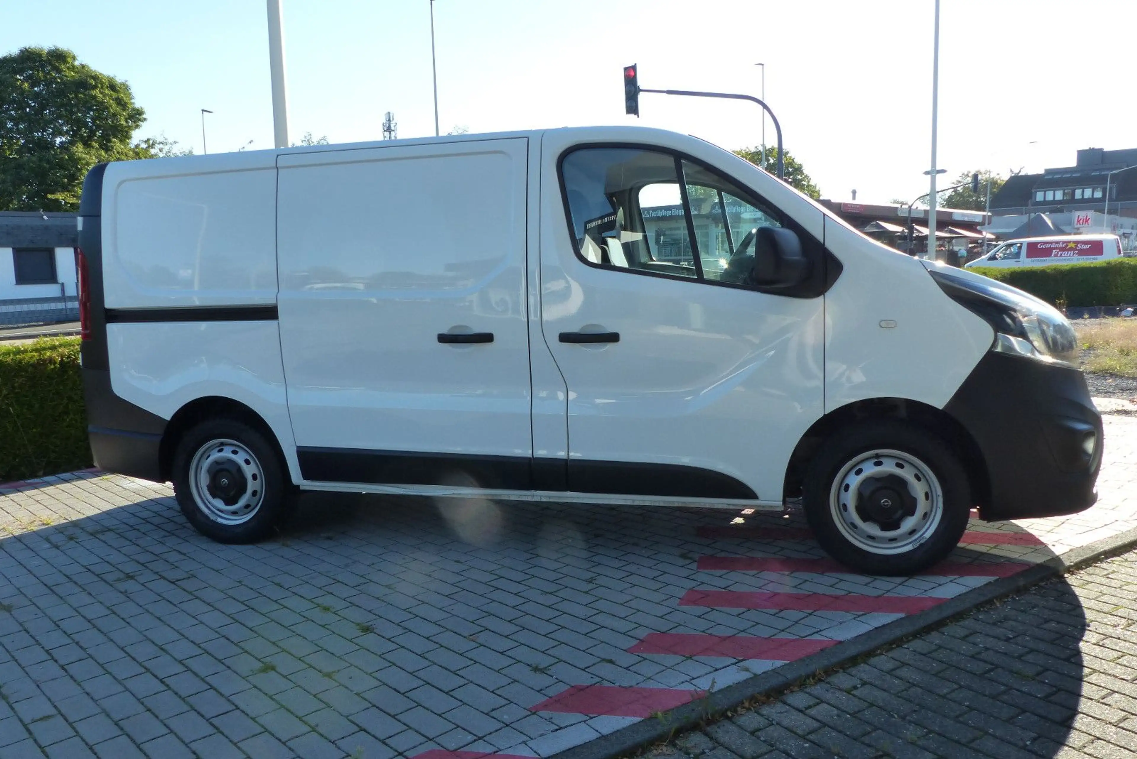 Opel Vivaro B Kasten L1H1 2,9t, Klima, Navi, Tempom — photo 5