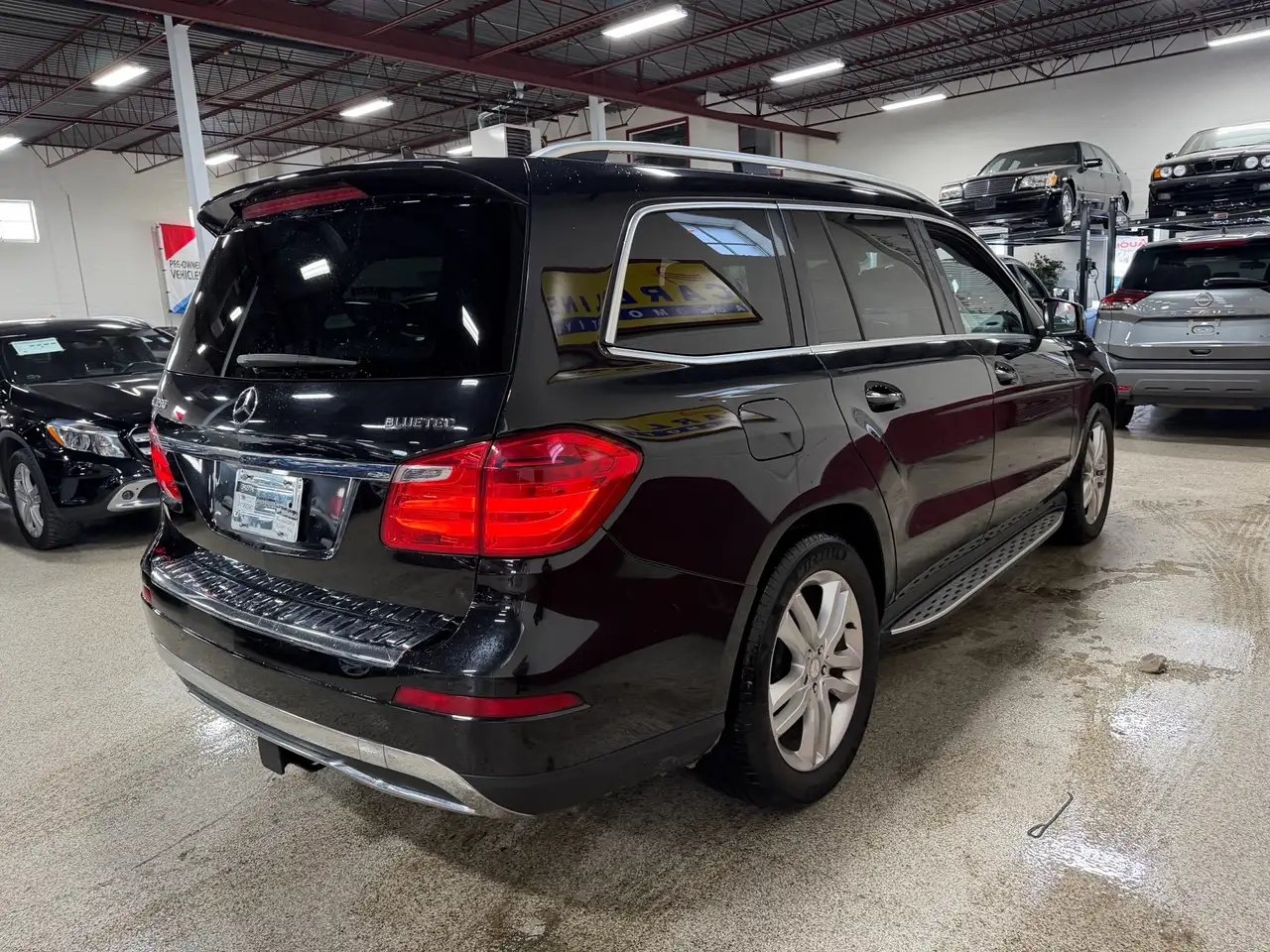 Mercedes-Benz GL-Class снимка Mercedes-Benz GL-Class