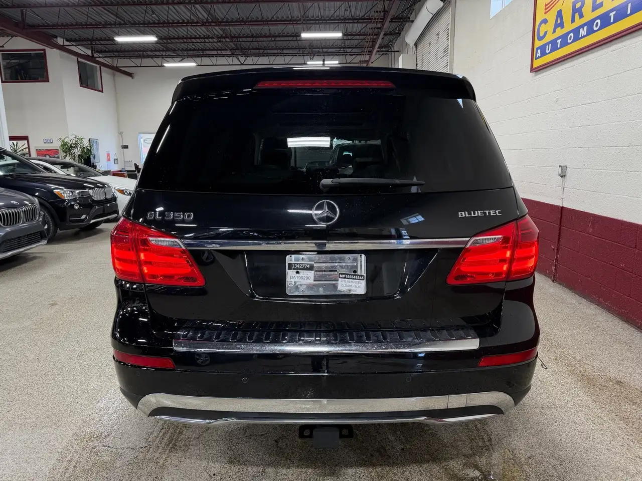 Mercedes-Benz GL-Class снимка Mercedes-Benz GL-Class