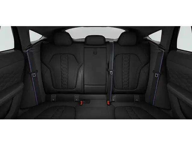 BMW X6 view 6