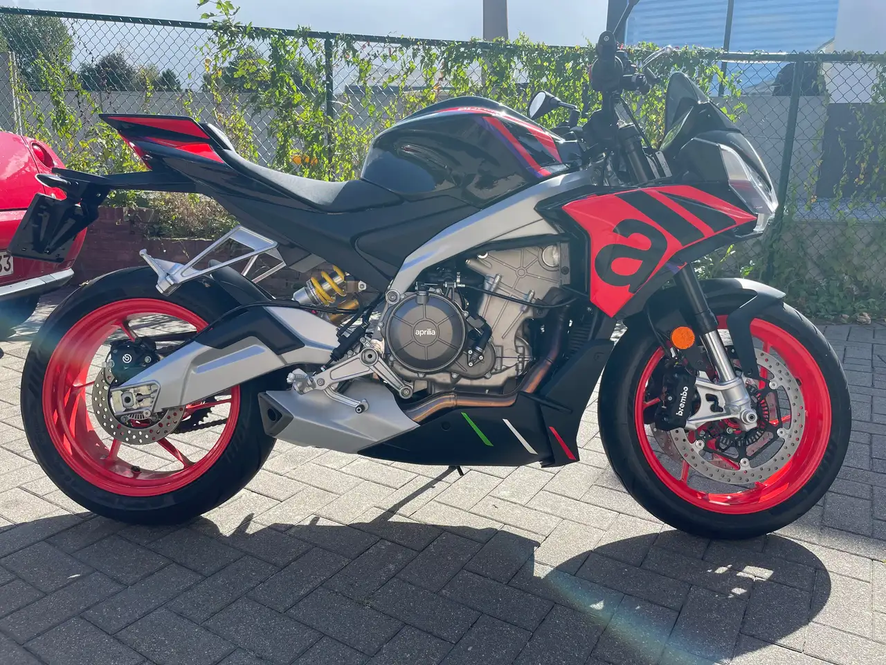 Aprilia Tuono