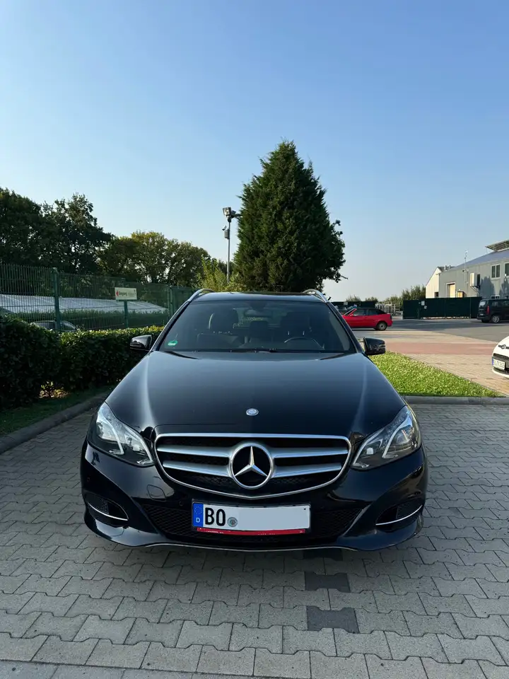 Mercedes-Benz E 300