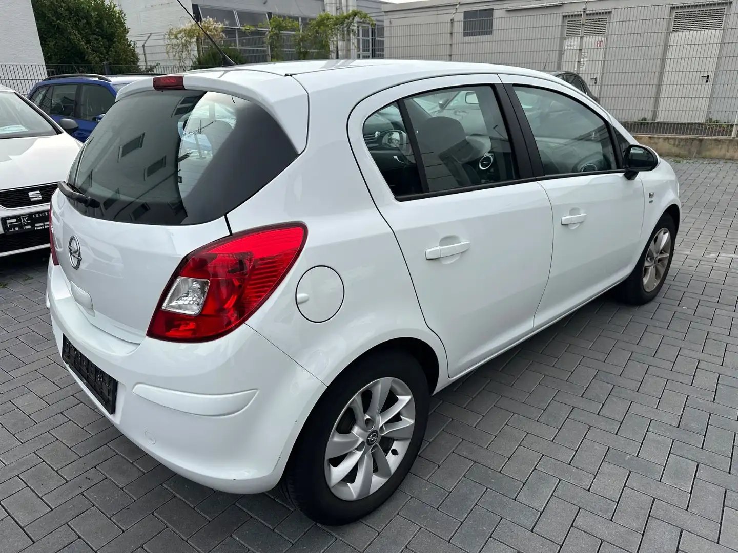 Opel Corsa D Energy/TÜV Neue/8 Fachbereift Weiß - 2