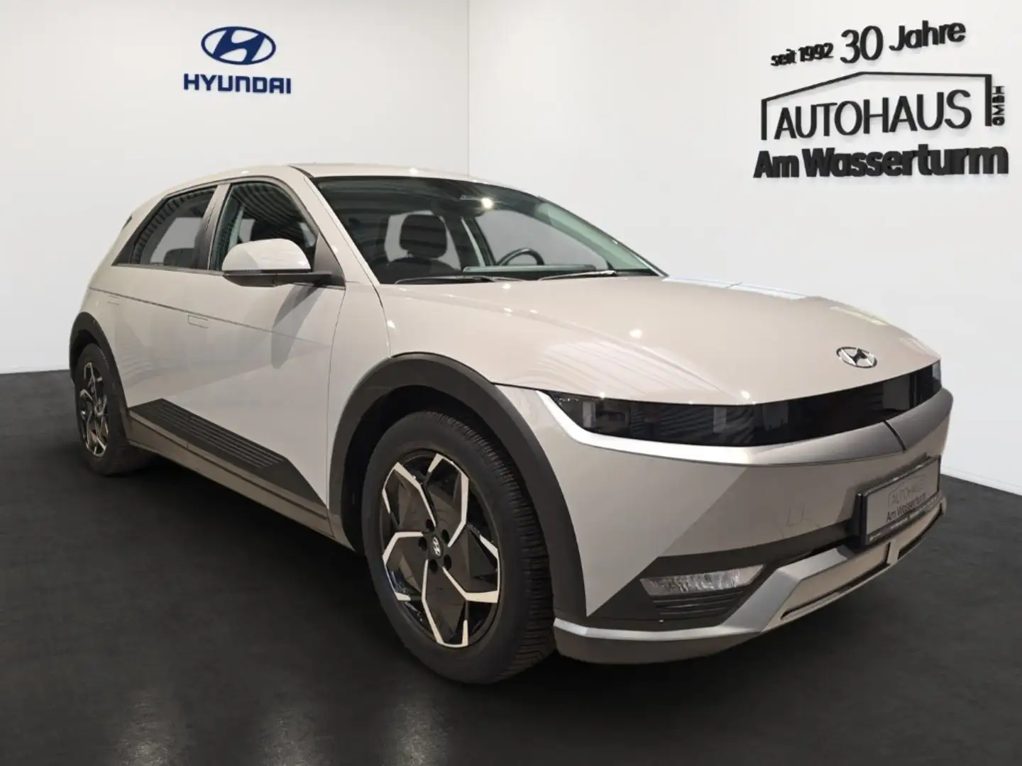 Hyundai IONIQ 5 58 kWh Effizienz-Paket NAVI LED Grau - 2