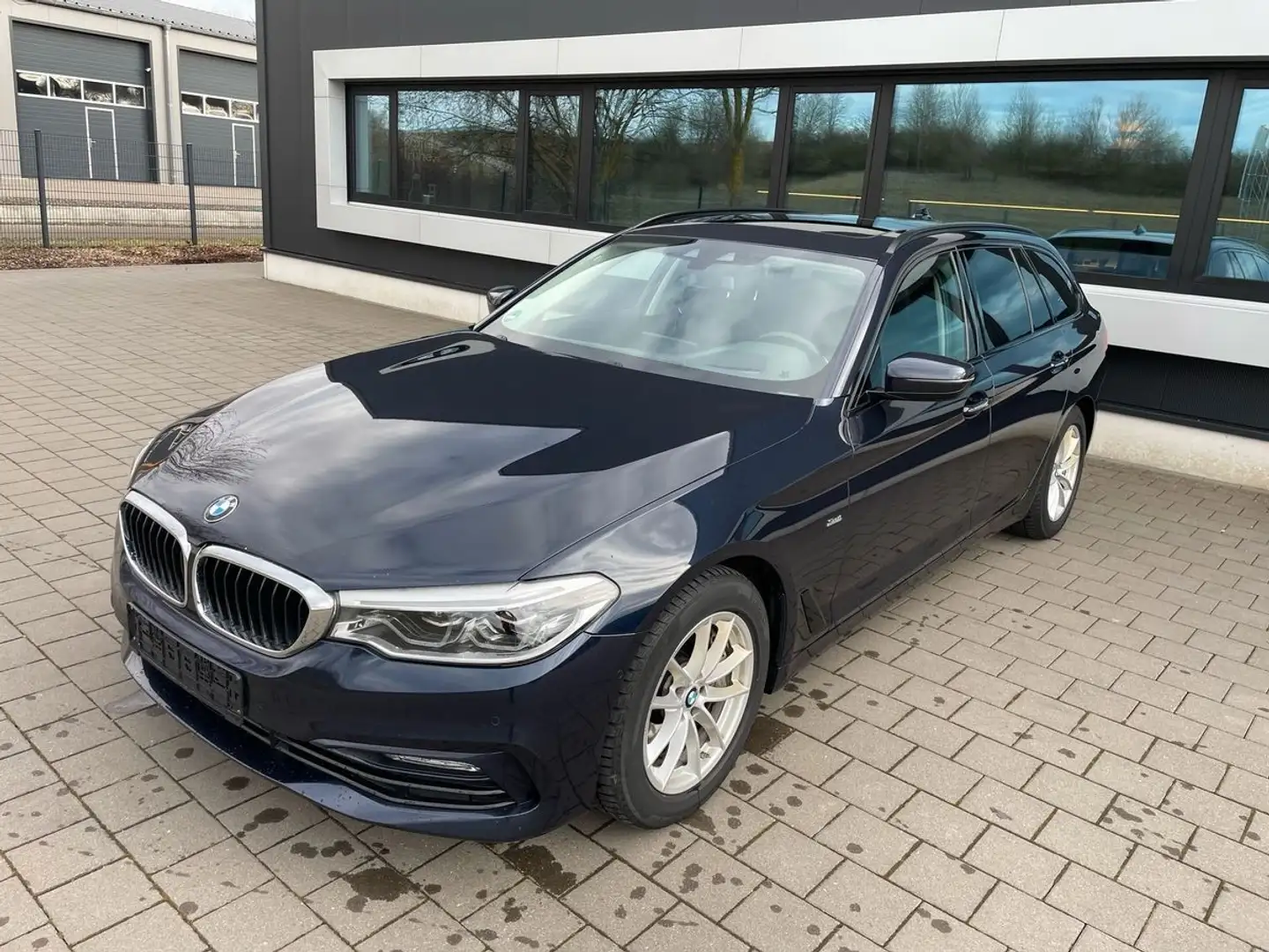 BMW 540 BMW 5er 540d xDrive Sport Line Bleu - 1