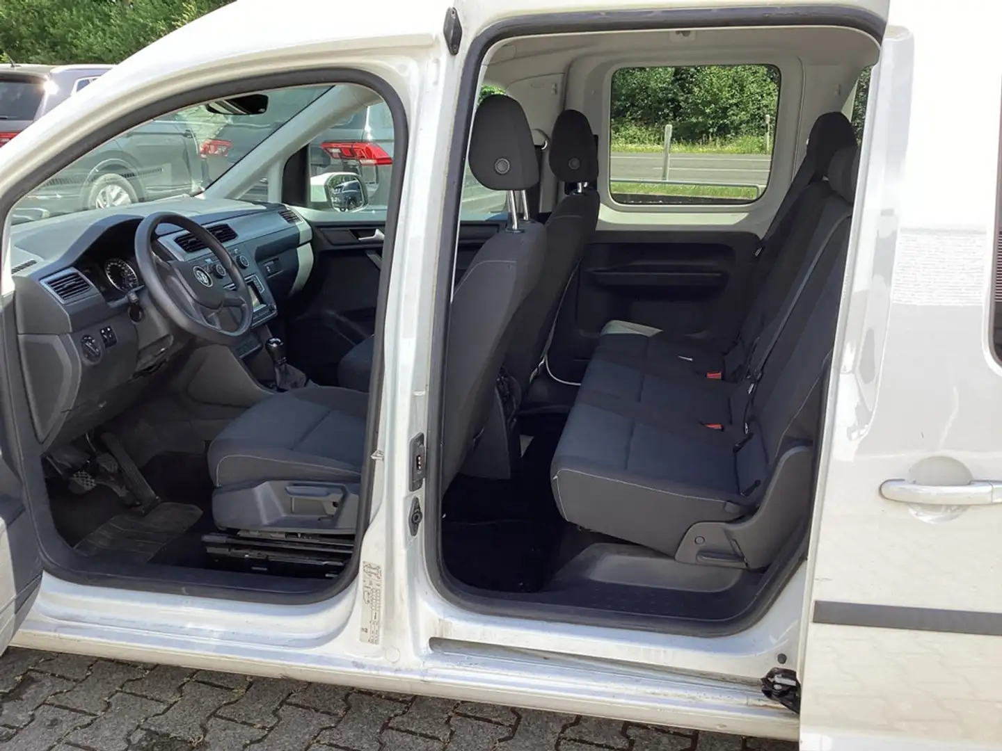 Volkswagen Caddy 1.0 TSI Trendline Weiß - 2