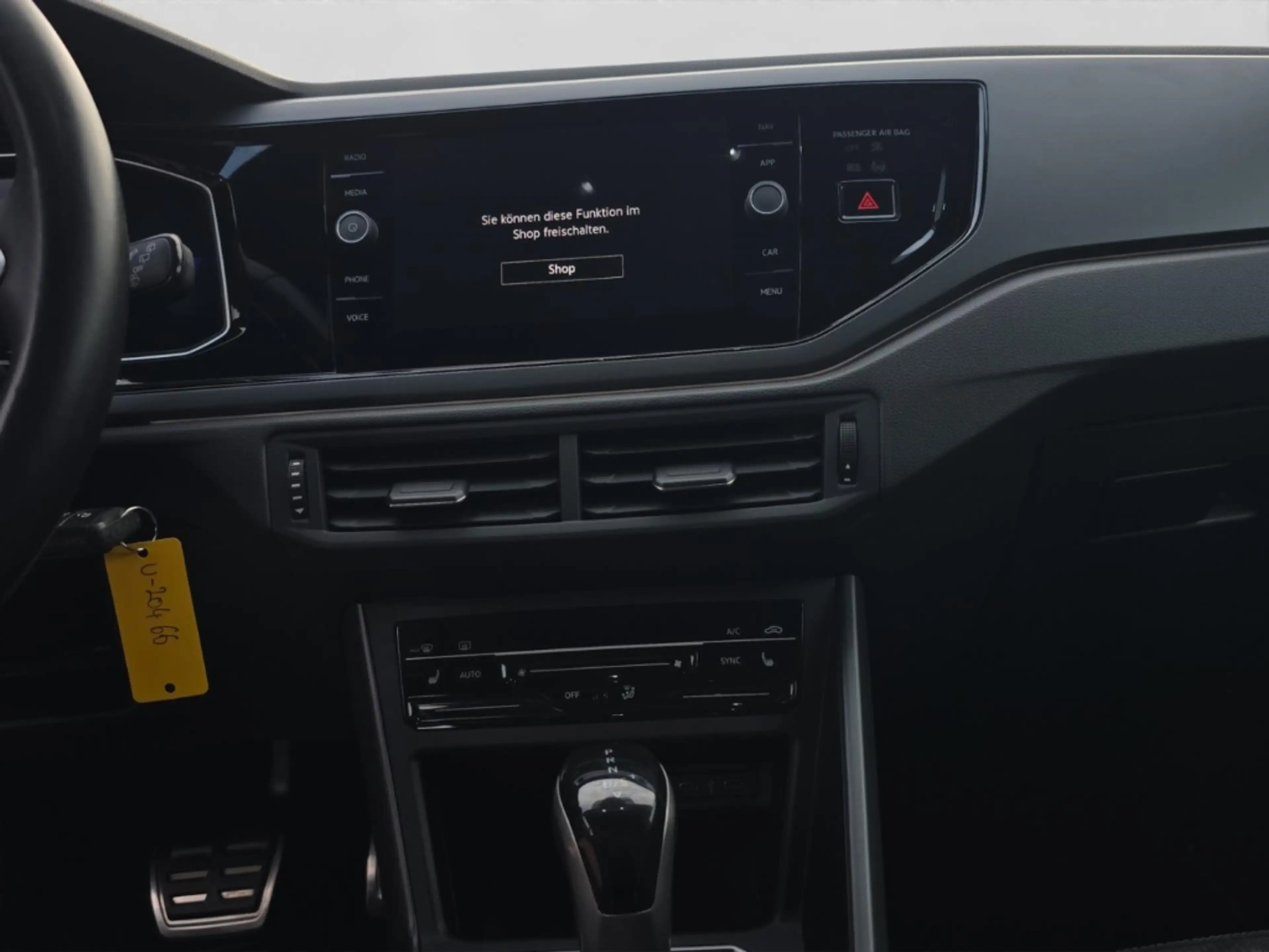Volkswagen Taigo 1.0 TSI R-Line Alu Matrix-LED Kamera App-Connect S — photo 14