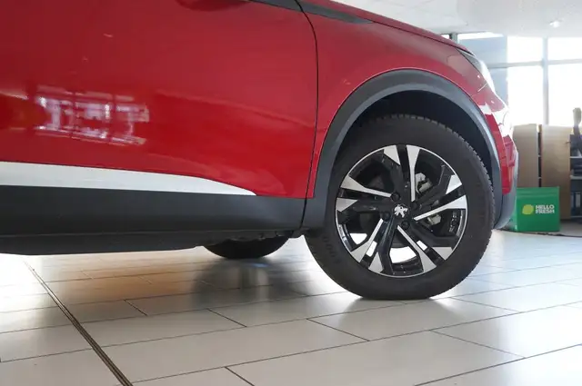 Peugeot 2008 view 8