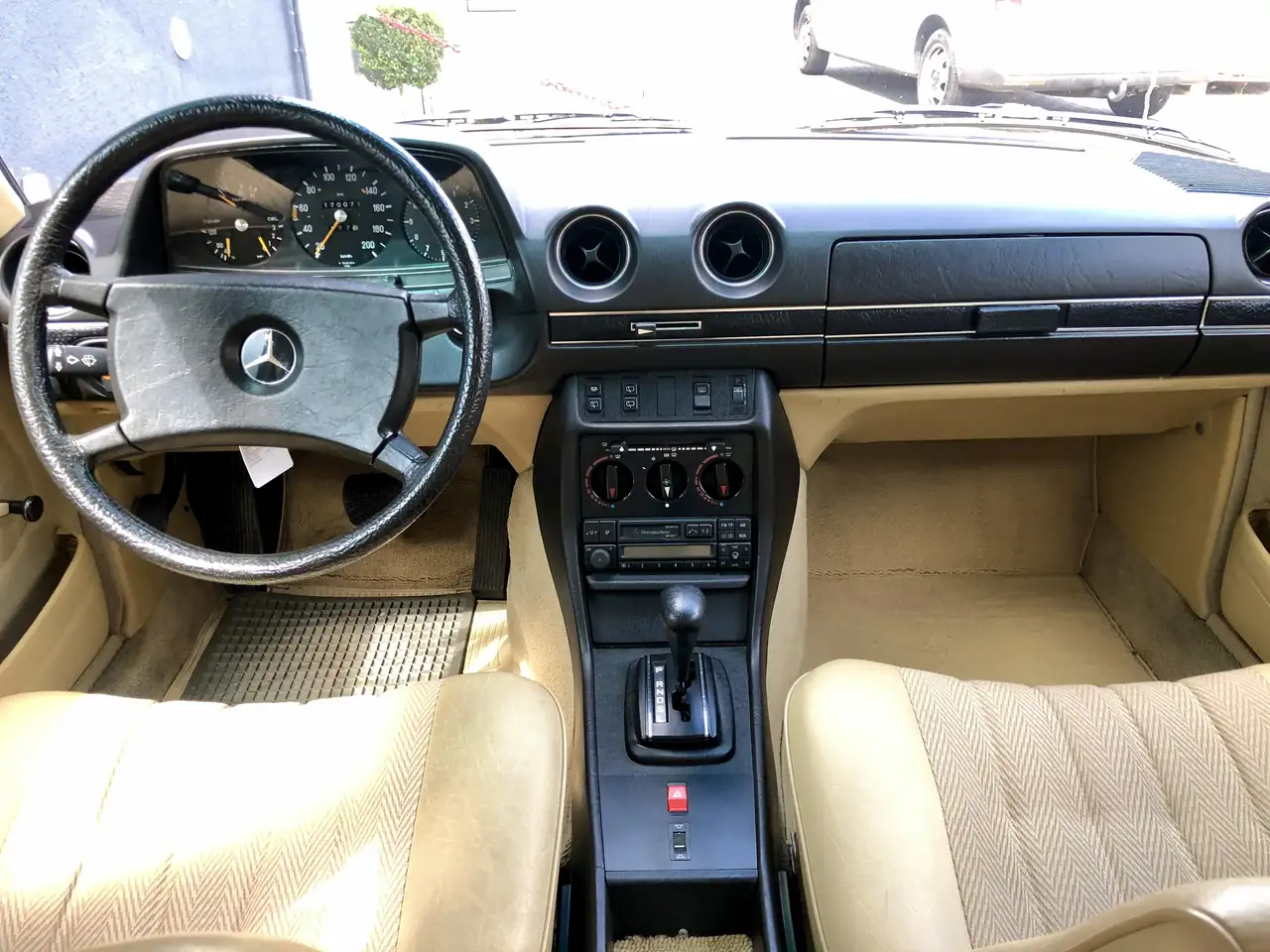 Mercedes-Benz E 230, foto 9