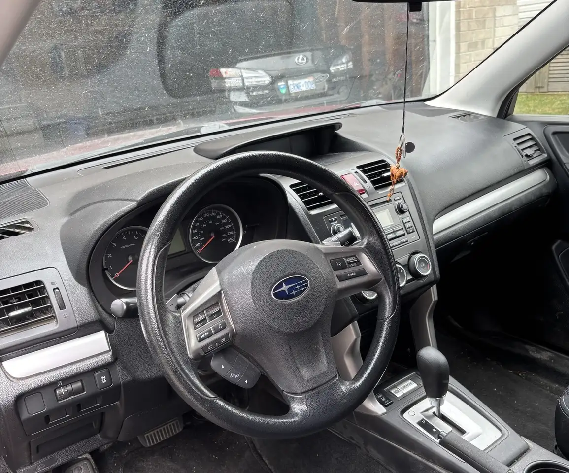 Subaru Forester снимка Subaru Forester