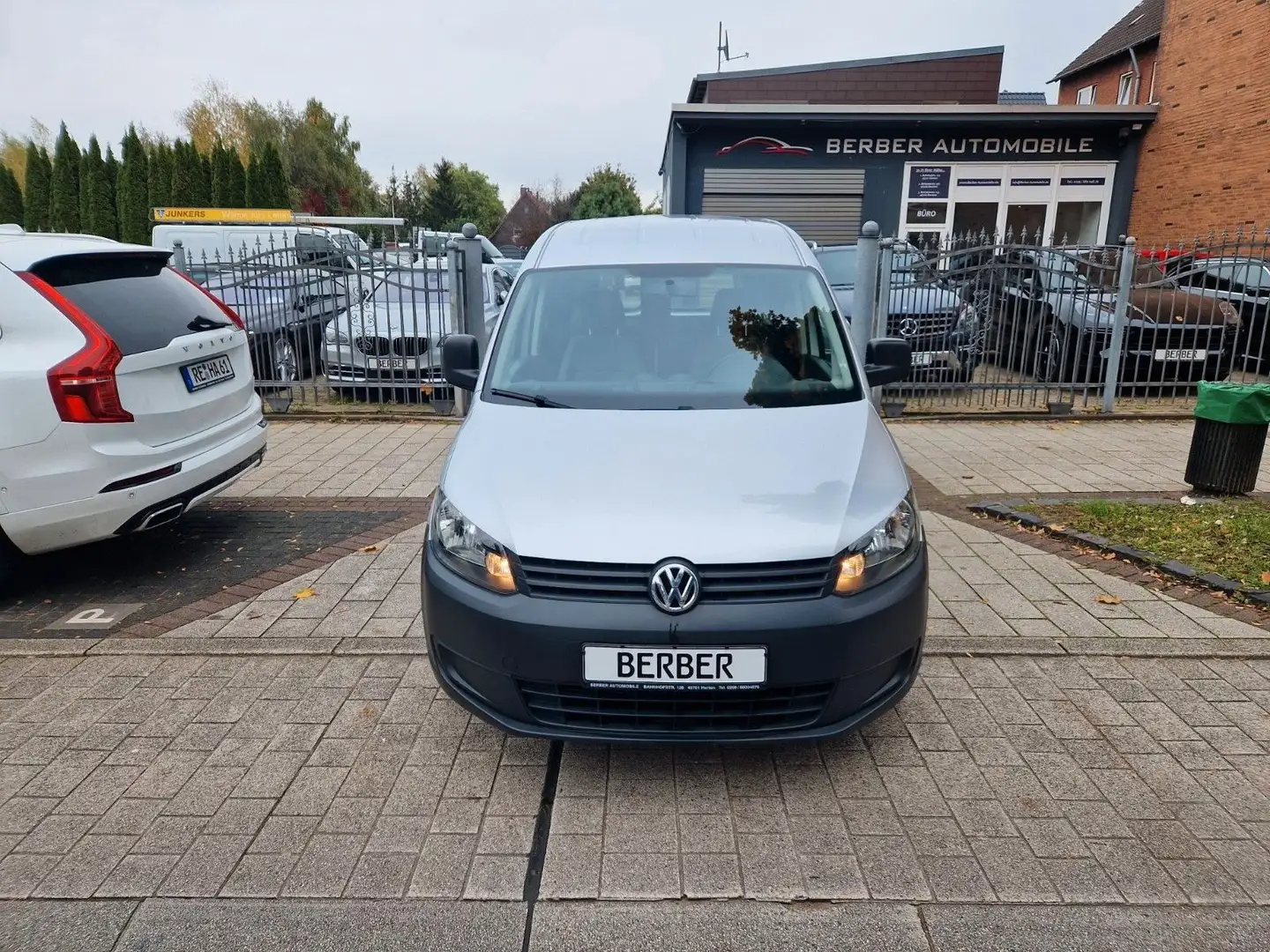 Volkswagen Caddy Kasten Maxi Benzin+CNG*1.HAND*PDC*AHK* Silber - 2