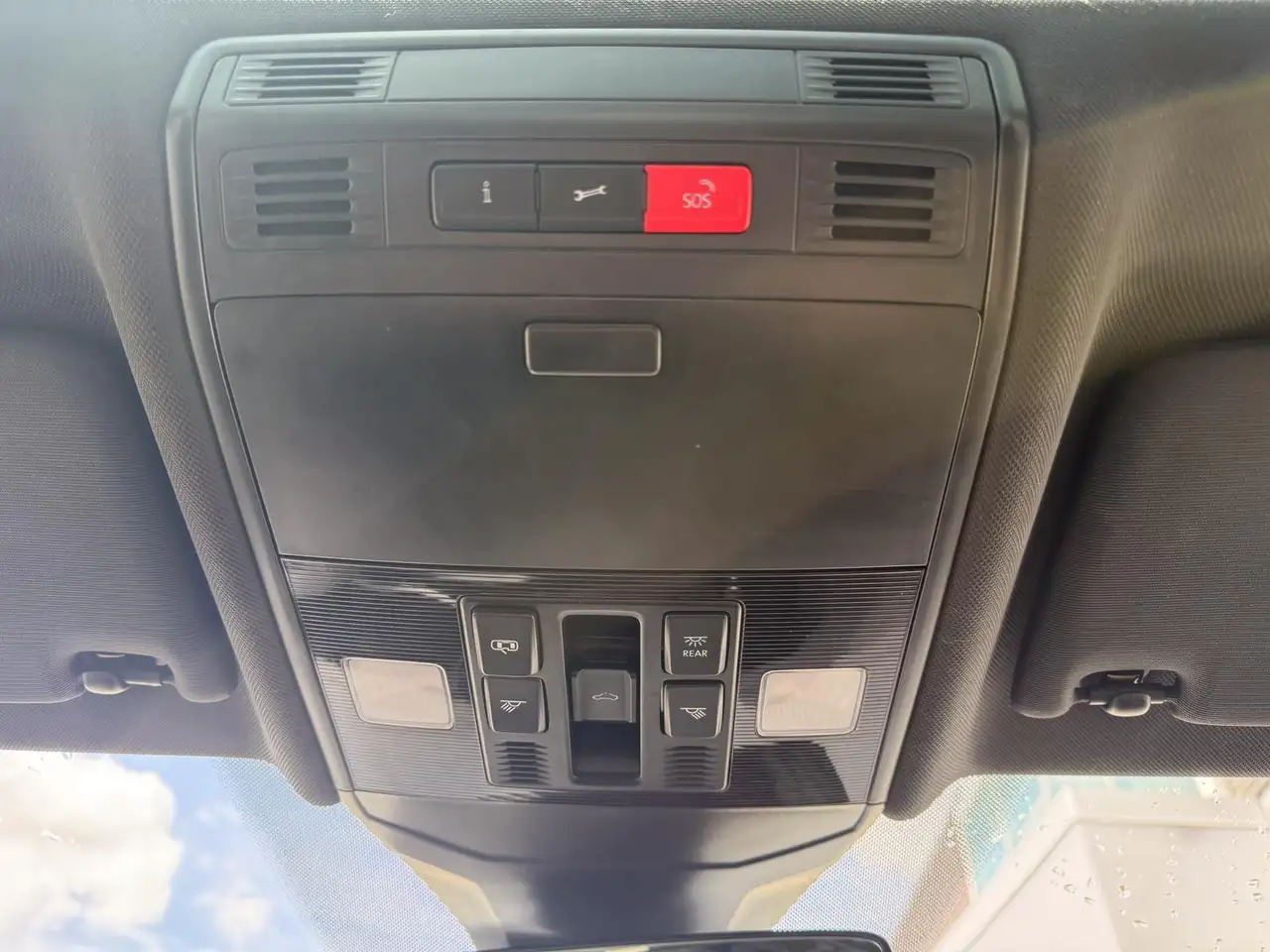 Volkswagen Jetta снимка Volkswagen Jetta