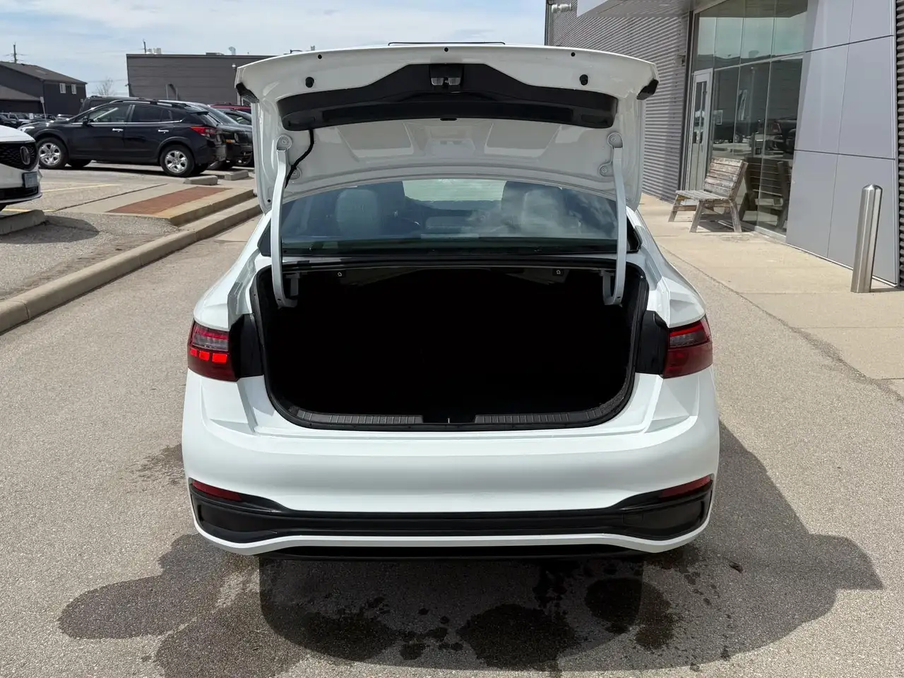 Volkswagen Jetta снимка Volkswagen Jetta