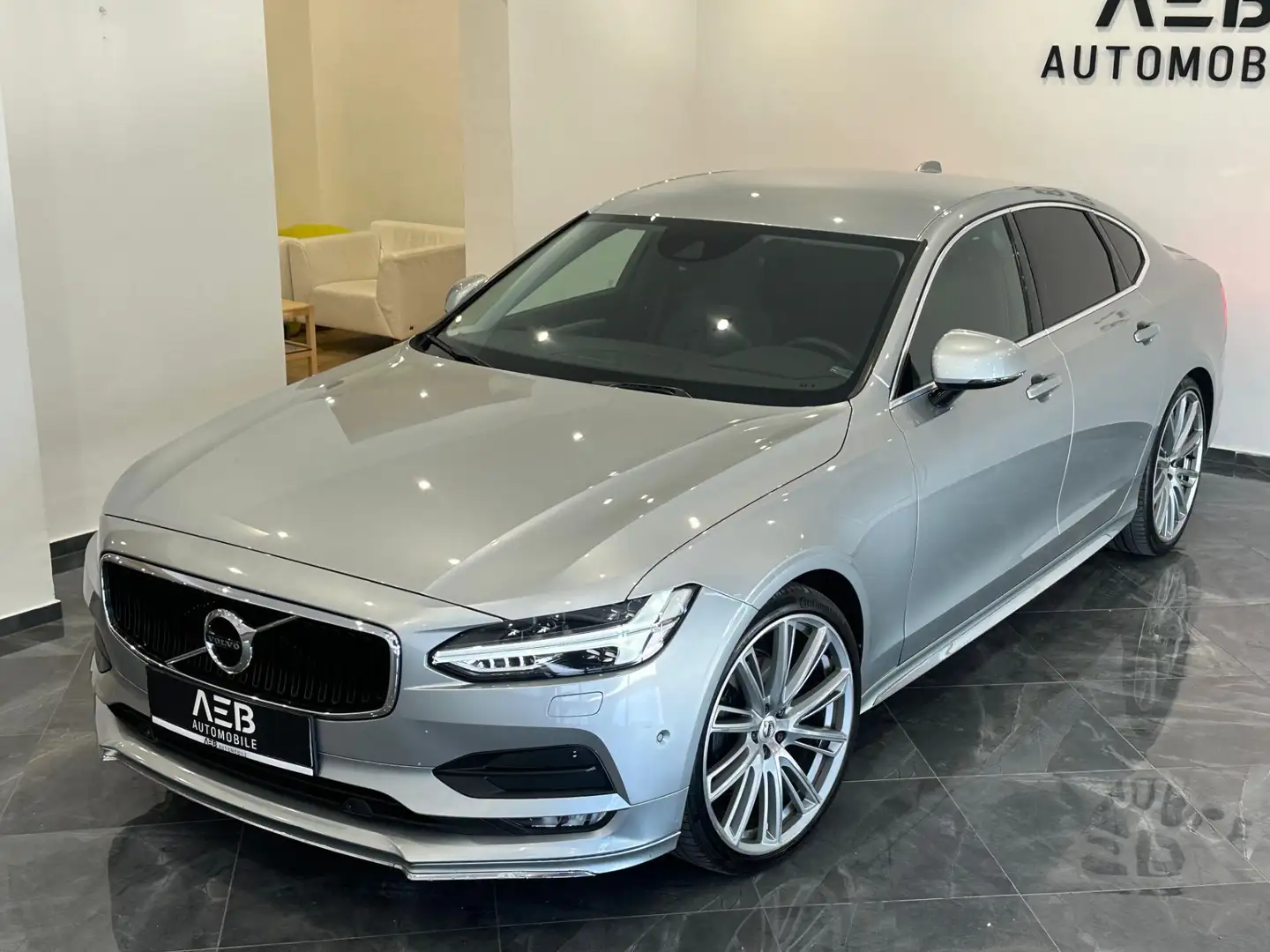 Volvo S90 S 90 D4 DPF Momentum**PA**SHZ**AMBIENTE**RFK**UVM Zilver - 2