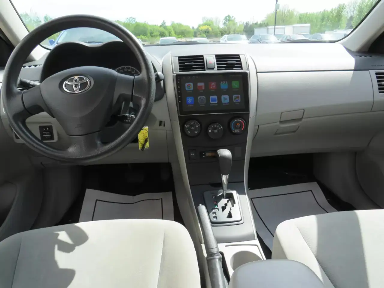 Toyota Corolla photo Toyota Corolla